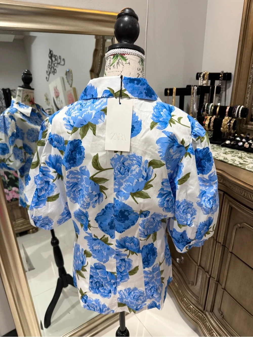 Zara White Button-Up Top with Blue Floral Puff Sleeves